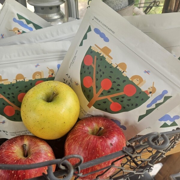 자리매김,자리매김 동결건조한 강원도 펀치볼 사과가 듬뿍들어간 사과김자반